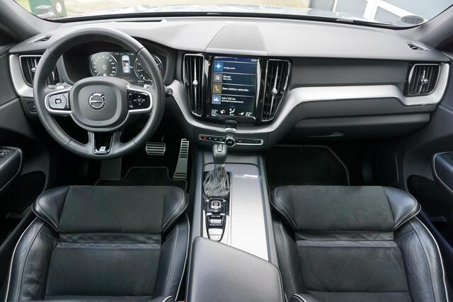 Volvo XC60 2.0 T6 AWD R-Design | Trekhaak | Trekgewicht 2400KG | Luchtvering | 360º Camera | Panorama Schuifdak | HUD | BLIS | Adaptieve Cruise controle | VOL