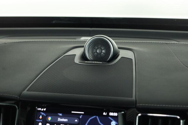 Volvo XC60 2.0 T8 Plug-in hybrid AWD Ultra Black Edition / Opendak / B&W / Massage / Pilot assist