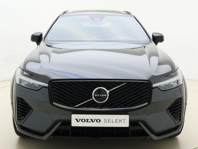 Volvo XC60 T8 455pk AWD Ultra Dark / Facelift / Bowers & Wilkins Audio / Luchtvering / 22'' / Running Boards / El. Trekhaak / Alarm 3 / Forest Lake / Black Pack /