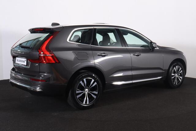Volvo XC60 T6 Recharge AWD Core Bright - Panorama/schuifdak - IntelliSafe Assist & Surround - Adaptieve LED koplampen - Parkeercamera achter - Verwarmde voorstoelen, stuur & achterbank - Parkeersensoren voor & achter - Draadloze tel. lader - 18' LMV