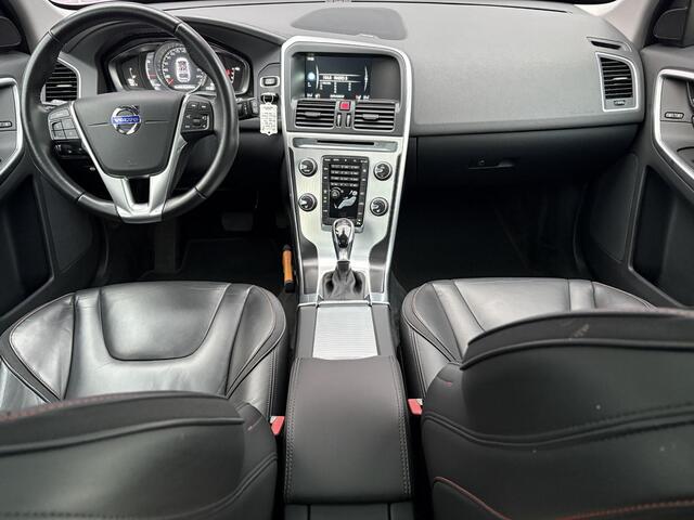 Volvo XC60 2.0 T5 FWD Ocean Race | Trekhaak | Panorama schuifdak | Leder | Memory | Harman/Kardon | Bi-Xenon | Verwarmde voorstoelen | verwarmde voorruit | elektrische achterklep | achteruit rij camera |