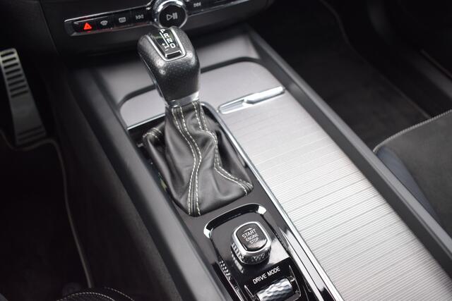 Volvo XC60 2.0 T5 251pk Automaat AWD R-Design Inscription LED | Zwart Leder | Carplay | Trekhaak | Camera | Full Map Navi