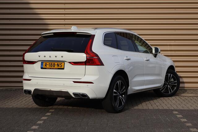 Volvo XC60 T8 Twin Engine AWD Momentum | Trekhaak elektr. | Panoramadak