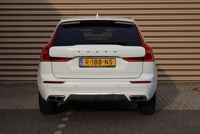 Volvo XC60 T8 Twin Engine AWD Momentum | Trekhaak elektr. | Panoramadak