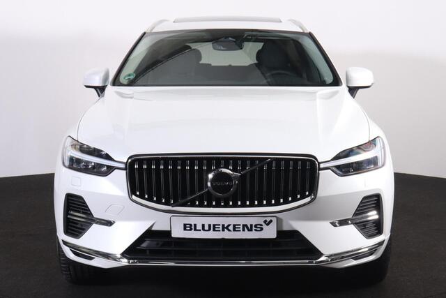 Volvo XC60 T6 Recharge AWD Core Bright - Panorama/schuifdak - IntelliSafe Assist - Harman/Kardon audio - Adaptieve LED koplampen - Parkeercamera achter - Verwarmde voorstoelen & stuur - Parkeersensoren voor & achter - Draadloze tel. lader - Extra getint glas - Elekt