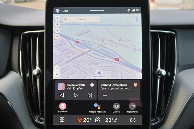 Volvo XC60 T6 Recharge AWD Plus Black Edition - Panorama/schuifdak - IntelliSafe Assist & Surround - 360º Camera - Harman/Kardon audio - Adaptieve LED koplampen - Verwarmde voorstoelen, stuur & achterbank - Parkeersensoren voor & achter - Elektr. bedienb. voorstoele