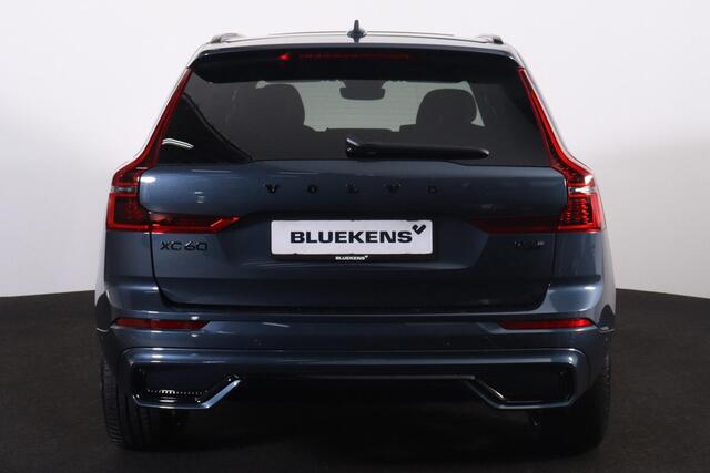 Volvo XC60 T6 Recharge AWD Ultra Black Edition - Panorama/schuifdak - IntelliSafe Assist & Surround - 360º Camera - Harman/Kardon audio - Adaptieve LED koplampen - Verwarmde voorstoelen, stuur & achterbank - Parkeersensoren voor & achter - Elektr. bedienb. voorstoel