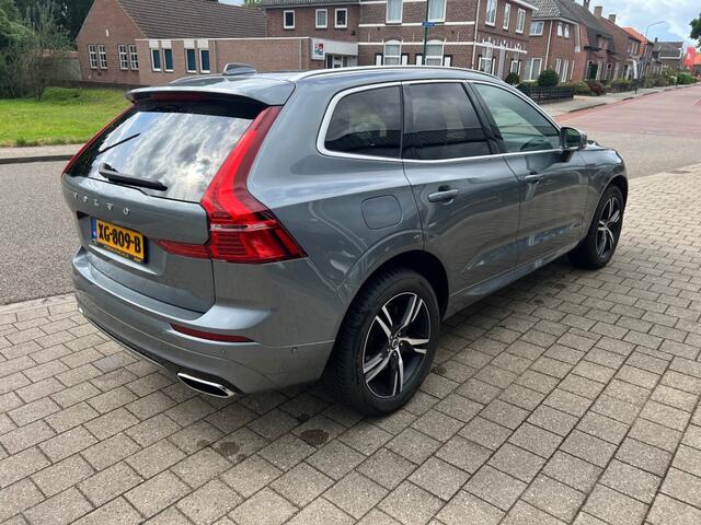 Volvo XC60 2.0 T5 R-DESIGN