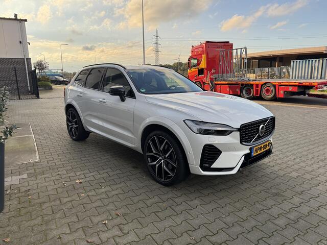 Volvo XC60 2.0 T6 Plug-in hybrid AWD R-Design 349 Pk | 22 inch | Trekhaak | Head up