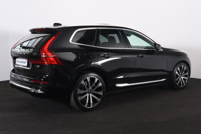 Volvo XC60 T6 Recharge AWD Plus Dark - Luchtvering - Panorama/schuifdak - IntelliSafe Assist & Surround - 360º Camera - Harman/Kardon audio - Adaptieve LED koplampen - Verwarmde voorstoelen, stuur & achterbank - Parkeersensoren voor & achter - Elektr. bedienb. voors