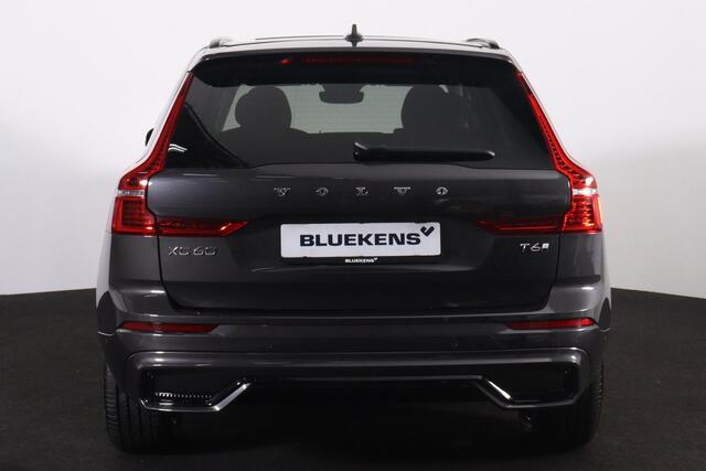 Volvo XC60 T6 Recharge AWD Plus Dark - Panorama/schuifdak - IntelliSafe Assist & Surround - 360º Camera - Harman/Kardon audio - Adaptieve LED koplampen - Verwarmde voorstoelen, stuur & achterbank - Parkeersensoren voor & achter - Elektr. bedienb. voorstoelen met geh