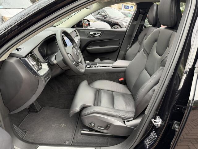 Volvo XC60 2.0 T6 Plug-in hybrid AWD Inscription Head Up Longe range Carplay