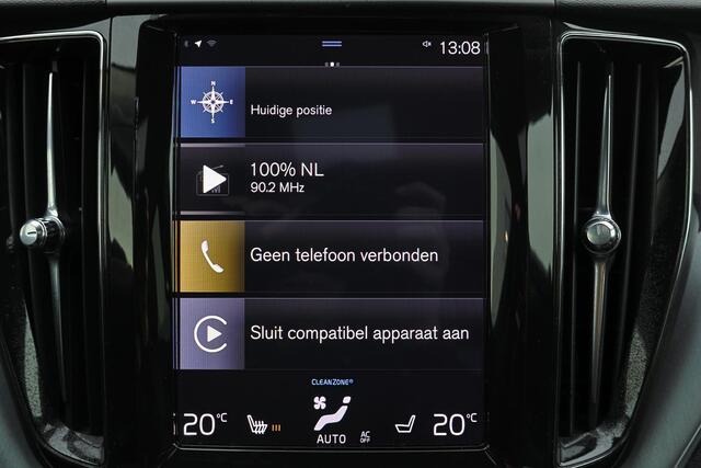 Volvo XC60 T5 AWD Inscription - IntelliSafe Surround - Parkeercamera achter - Verwarmde voorstoelen - Parkeersensoren voor & achter - Cruise control - Extra getint glas - Elektr. inklapbare trekhaak - 18' LMV