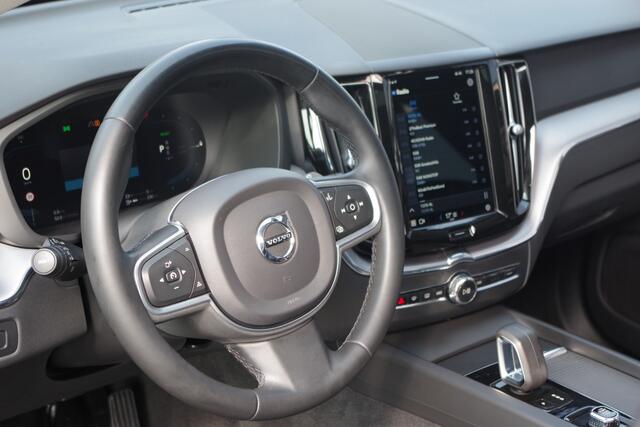 Volvo XC60 2.0 T6 LongRange Plug-in Hybrid AWD 350 PK Inscription Expression, Leder, Panoramadak, Camera,