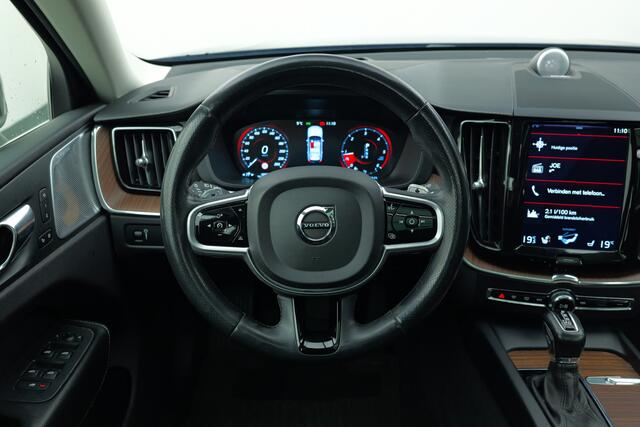 Volvo XC60 2.0 D4 AWD Inscription | Trekhaak | Pano | Head-up | Standkachel