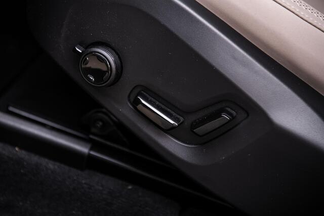 Volvo XC60 2.0 T6 Plug-in hybrid AWD Plus Dark | Premium Pack | Heico Body Kit + sportonderstel | 22" | Trekhaak| Getint Glas | Head-Up | Panodak |