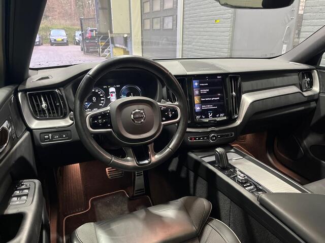 Volvo XC60 T6 Recharge R-Design | ACC | Panoramadak | 360° Camera | Trekhaak | harman/kardon | 21 Inch