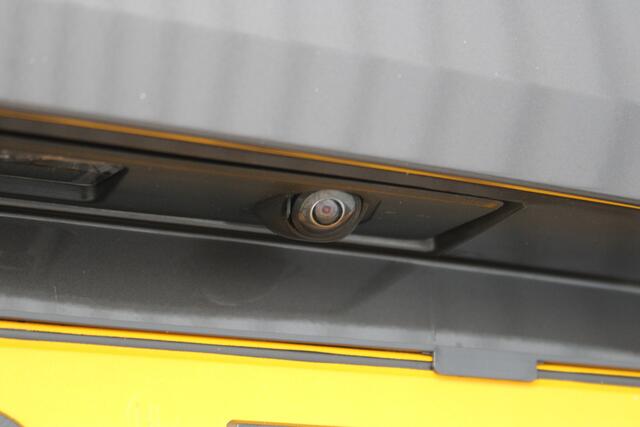 Volvo XC60 2.0 T6 Plug-in hybrid AWD Inscription Expression | Incl. 12 maanden garantie | Adaptieve cruise control | Apple carplay/Android auto | Trekhaak | Parkeercamera | Schuif/kantel dak | Harman/Kardon audio | Stoel/stuurverwarming |