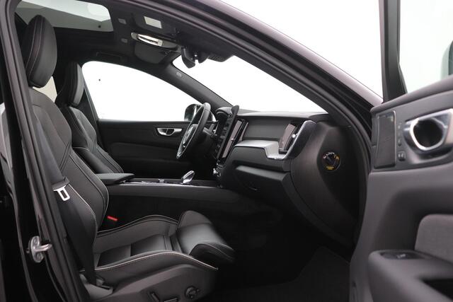 Volvo XC60 T6 Plug-in hybrid Plus Black Edition | FACELIFT | MY2026! | Luchtvering | Head-Up | 360° Camera | ACC - MM prive