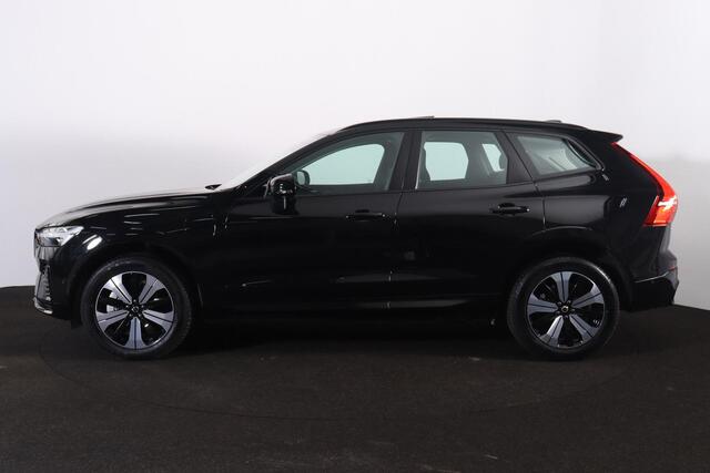 Volvo XC60 T6 Recharge AWD Plus Dark - Panorama/schuifdak - IntelliSafe Assist & Surround - 360º Camera - Verwarmde voorstoelen, stuur & achterbank - Parkeersensoren voor & achter - Elektr. bedienb. voorstoelen met geheugen - Draadloze tel. lader - Elektr. inklapbar