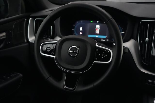 Volvo XC60 2.0 T6 Plug-in hybrid AWD Plus Dark 350pk Panoramadak/Stoelverwarming/360Camera