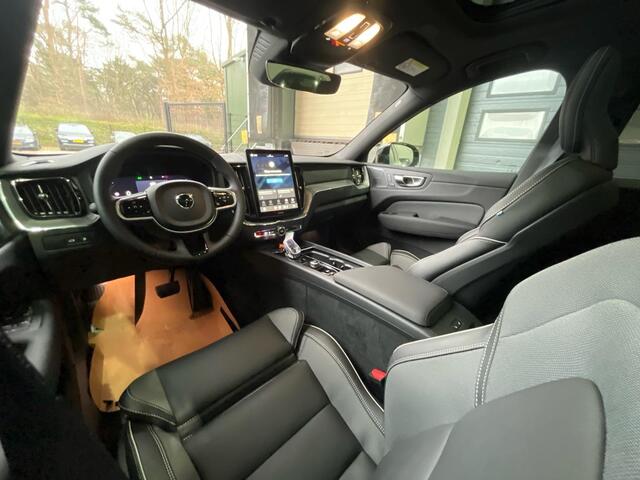 Volvo XC60 T6 Plug-in hybrid Plus Black Edition | FACELIFT | MY2026! | Luchtvering | Head-Up | 360° Camera | ACC