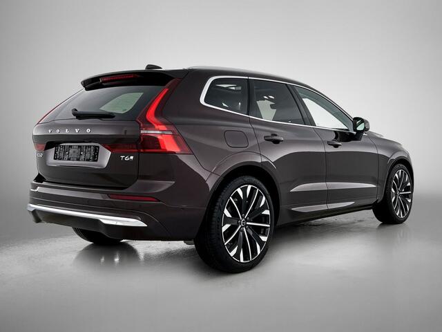 Volvo XC60 Ultra Bright Recharge Plug-In Hybrid AWD | Panorama dak | Bowers