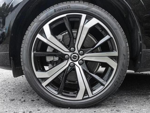 Volvo XC60 2.0 T8 Plug-in hybrid AWD ULTRA Dark (335kW/455PK) FULL OPTION (PANO / TREKH) ** 1e EIG - Ex VOLVO ** INFORMEER OOK NAAR ONZE AANTREKKELIJKE FINANCIAL-LEASE TARIEVEN **