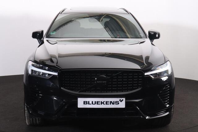 Volvo XC60 T6 Recharge AWD Plus Black Edition - Panorama/schuifdak - IntelliSafe Assist & Surround - Adaptieve LED koplampen - Parkeercamera achter - Verwarmde voorstoelen, stuur & achterbank - Parkeersensoren voor & achter - Elektr. bedienb. voorstoelen met geheuge