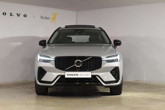 Volvo XC60 T6 350PK Automaat Plug-in Hybrid AWD Plus Dark / Navigatie / 360 Camera / Adaptieve Cruise Control / Stuur & Stoelverwarming / Elektr. Achterklep / Schuifdak / Trekhaak