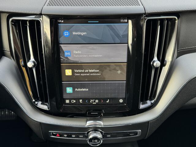 Volvo XC60 2.0 T8 Plug-in hybrid AWD Inscription Leder PanoSchuifdak Camera Carplay Headup