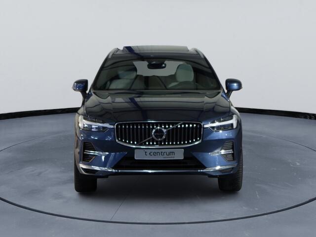 Volvo XC60 2.0 T8 Plug-in Hybrid 456 PK AWD Ultimate Bright, Long Range, Panoramadak, Wol Interieur, Trekhaak, 360 Camera,