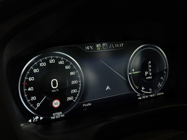 Volvo XC60 T8 408PK AWD / R-Design / LED