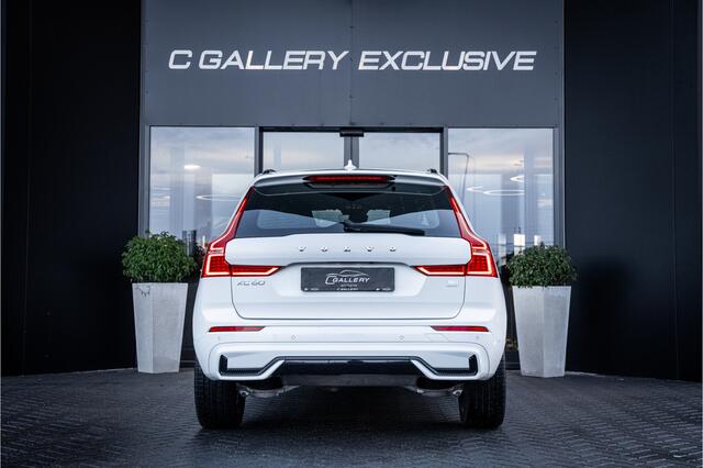 Volvo XC60 2.0 Recharge T8 AWD R-Design - Luchtvering | Panorama | H&K | Memory | 360 Camera