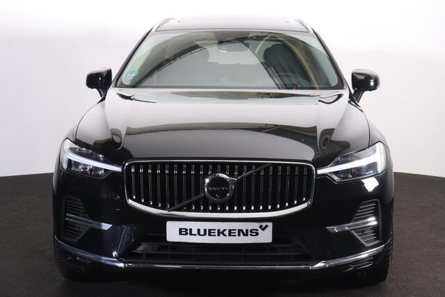 Volvo XC60 T6 Recharge AWD Ultra Bright - Luchtvering - Panorama/schuifdak - IntelliSafe Assist & Surround - 360º Camera - Adaptieve LED koplampen - Verwarmde voorstoelen, stuur & achterbank - Parkeersensoren voor & achter - Elektr. bedienb. voorstoelen met geheugen