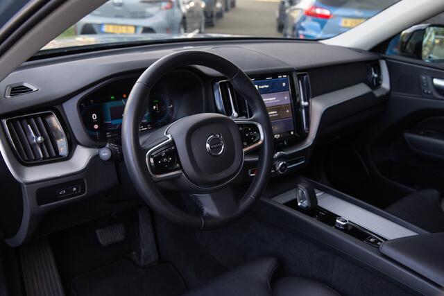 Volvo XC60 2.0 T6 Plug-in hybrid AWD Plus Bright , Panoramadak, Keyless entry, Carplay,