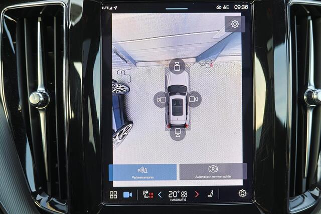 Volvo XC60 T8 Recharge AWD Ultra Black Edition - Luchtvering - Panorama/schuifdak - 360º Camera - Bowers & Wilkins audio - Adaptieve LED koplampen - Verwarmde voorstoelen, stuur & achterbank - Parkeersensoren voor & achter - Elektr. bedienb. voorstoelen met geheugen