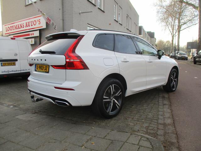 Volvo XC60 2.0 B5 R-Design / AUTOMAAT / AIRCO / PANO-DAK / LEER / NAVI / NL.AUTO / NW-STAAT / 96dkm
