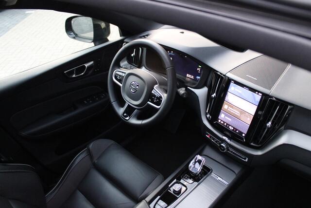 Volvo XC60 2.0 T6 Plug-in hybrid AWD Plus Dark - ACC - 360 Camera - Pano - H&K - Stoel/Stuurverwarming - Memory - BLIS - Keyless - Rijklaar