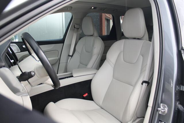 Volvo XC60 2.0 Recharge T8 AWD Inscription - B&W - 360 Camera - HUD - Stoel/Stuurverwarming - Pano - Pilot Assist - BLIS - Rijklaar