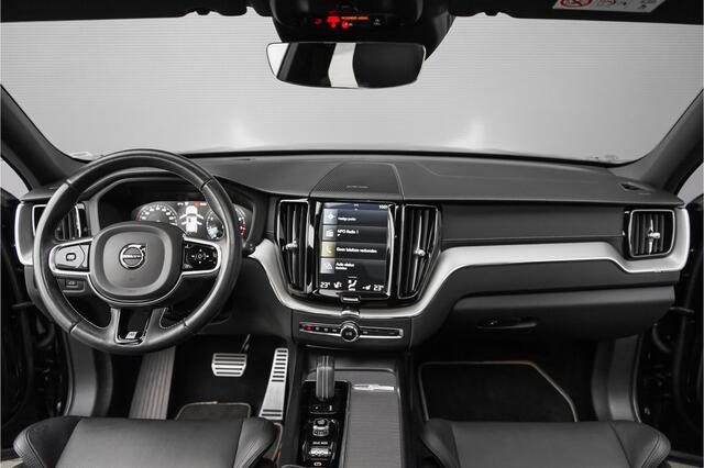 Volvo XC60 2.0 B5 Inscription R-Design Pano Trekhaak Harman/Kardon