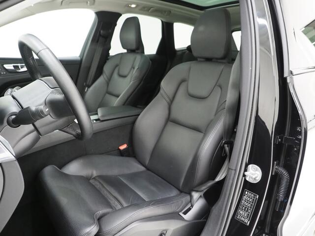 Volvo XC60 2.0 T6 Plug-in Hybrid AWD Plus Dark Long Range | Panoramadak | Leder | Camera | Keyless | Memory | Virtual | DAB | Carplay