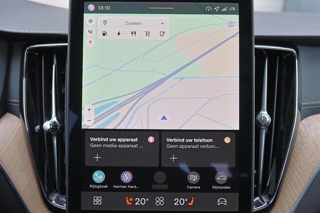 Volvo XC60 T6 Recharge AWD Ultra Dark - Luchtvering - Panorama/schuifdak - IntelliSafe Assist & Surround - 360º Camera - Harman/Kardon audio - Adaptieve LED koplampen - Verwarmde voorstoelen, stuur & achterbank - Parkeersensoren voor & achter - Elektr. bedienb. voor