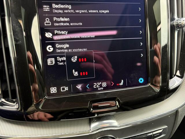 Volvo XC60 2.0 T6 Plug-in hybrid AWD Plus Dark | Panoramadak | 360 Camera | Stoel & Stuur Verwarming | Trekhaak |