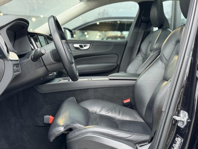 Volvo XC60 2.0 Recharge T6 AWD Inscription Pano | Trekhaak | Pilot Ass.