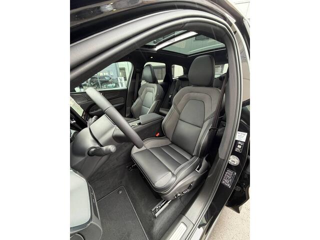 Volvo XC60 2.0 T8 Plug-in hybrid AWD Plus Black Edition Pano-H&K-360 gr-Keyless-ACC