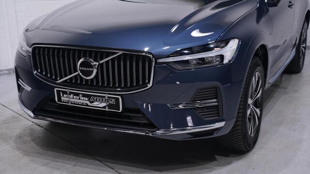 Volvo XC60 2.0 T6 Plug-in hybrid AWD Plus Bright 1e eigen NAP 18"lichtmetalen wielen lederen comfortstoelen wegklapbare trekhaak fietsendrager verwarmd stuurwiel en stoelen v+a aplle-carplay keyless go-start LED verl DAB ontvangst