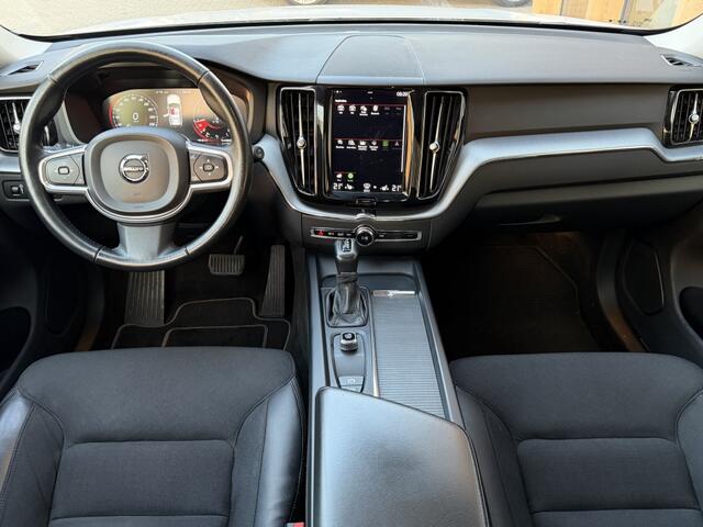 Volvo XC60 2.0 T5 AWD Momentum | Carplay | Navi | PDC voor | Stoelverwarmin