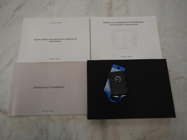 Volvo XC60 2.0 T6 Plug-in hybrid AWD Ultimate Dark Long Range | Panoramadak | Pilot Assist | Harman/Kardon | Head Up | Camera | Keyless | Carplay