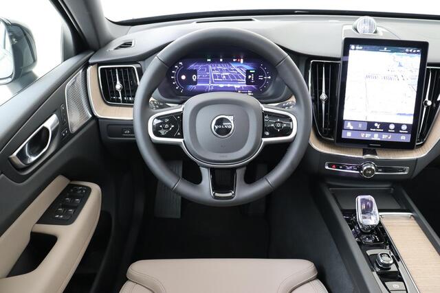 Volvo XC60 T8 PLUG-IN HYBRID AWD ULTRA DARK -PANO.DAK|BOWERS&WILKINS|LUCHTVERING|CARDAMOM|GELAAGD.GLAS|TREKHAAK|22"